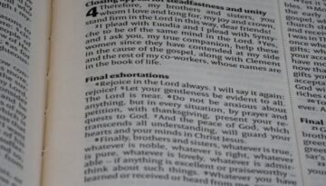 Jak przygotować cv - co sprawia, że jest ono naprawdę skuteczne?