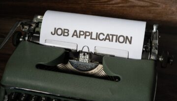 Jak złożyć podanie o pracę po angielsku - kompleksowy przewodnik